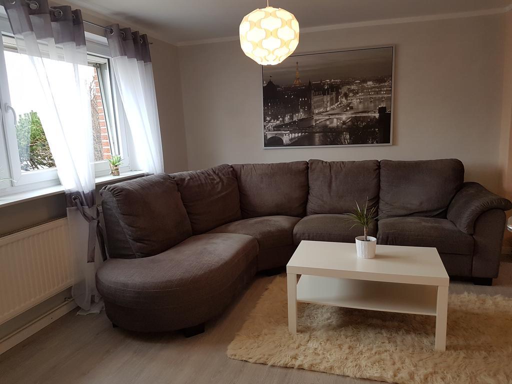 Ferienhaus Am Hasselberg Husum Husum  Buitenkant foto